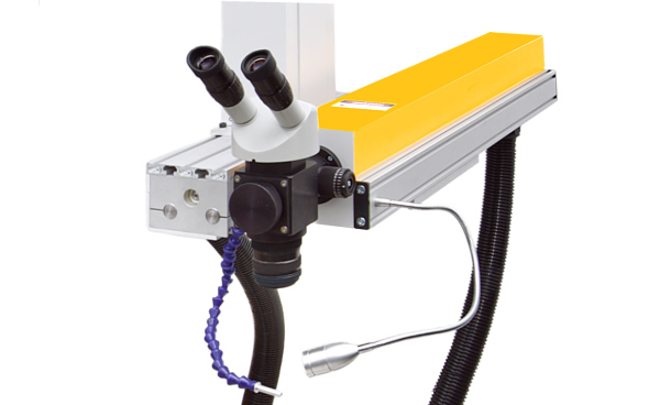 Твердотельный лазер установки для лазерной сварки и наплавки ЛАТ-II